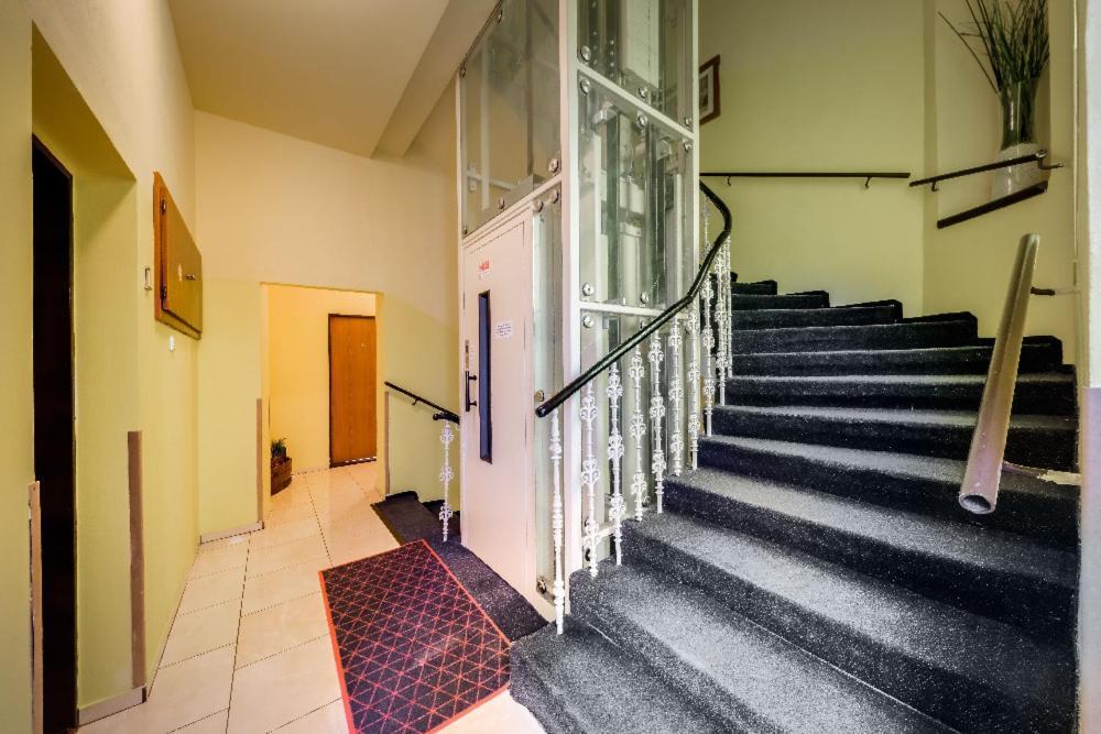 Apartment Amandment Prague Ngoại thất bức ảnh