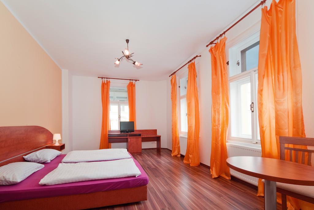 Apartment Amandment Prague Ngoại thất bức ảnh