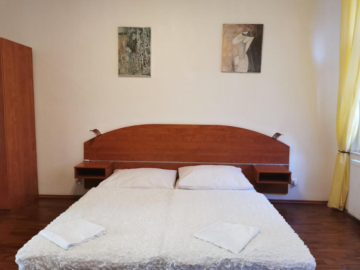 Apartment Amandment Prague Ngoại thất bức ảnh